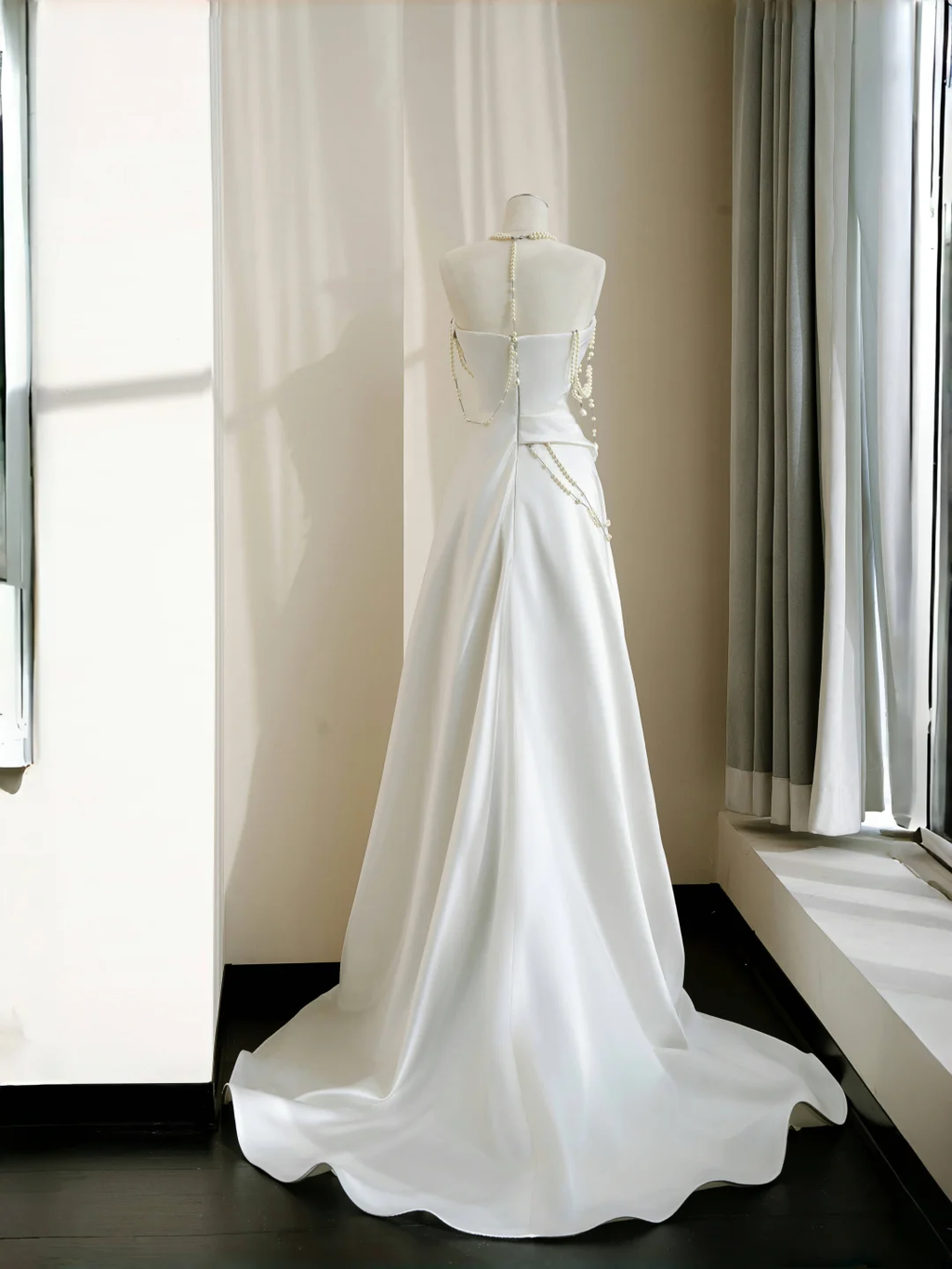 Vestido de fiesta blanco elegante sin tirantes de satén con cadena de perlas, corte en A, Y8684