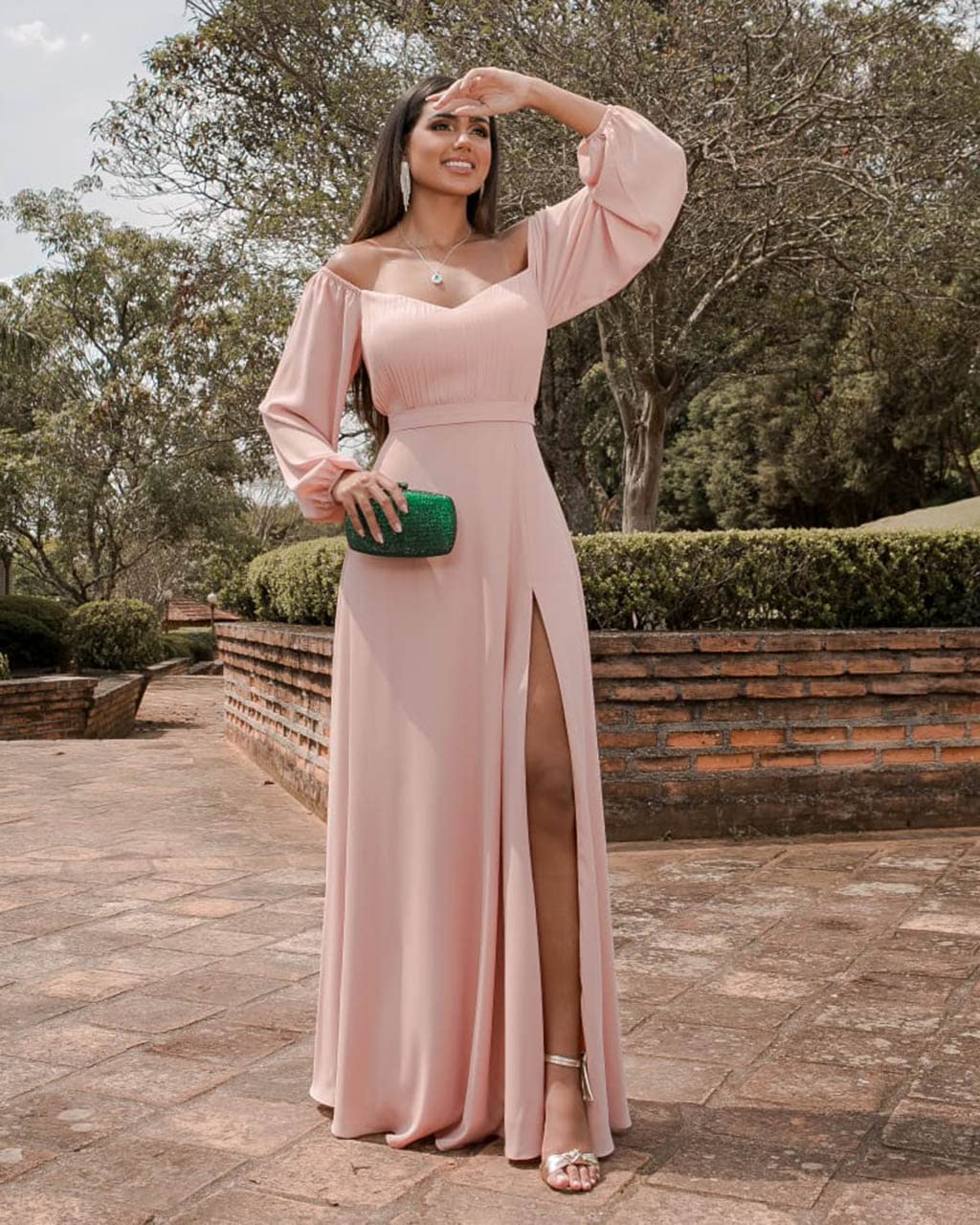 Schulterfreies Chiffon-Ballkleid mit Schlitz SYP170 
