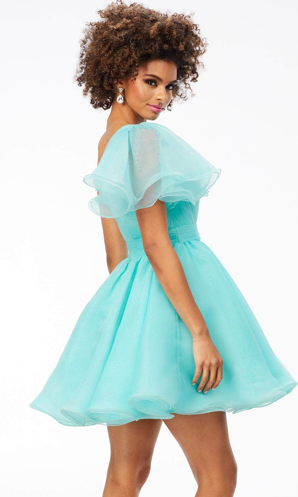 Cocktailkleid mit einem Flatterärmel SYH108