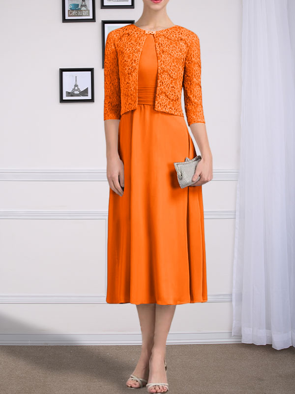 Robe de mère de la mariée en mousseline de soie à coupe trapèze et longueur thé avec plis