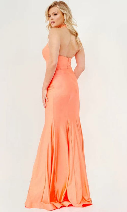 Oranges Ballkleid mit hohem Kragen SYP74