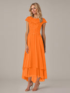 A-Linie, U-Boot-Ausschnitt, Illusion, asymmetrisches Chiffon-Spitzenkleid für die Brautmutter mit applizierten Falten 