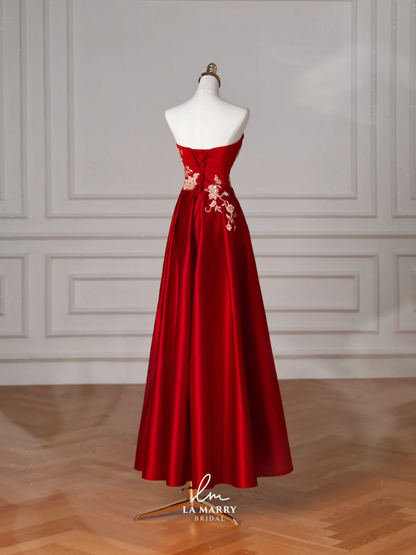 Wunderschönes rotes Satin-Pailletten-Stickerei-A-Linien-Ballkleid, trägerloses Abendkleid Y8631