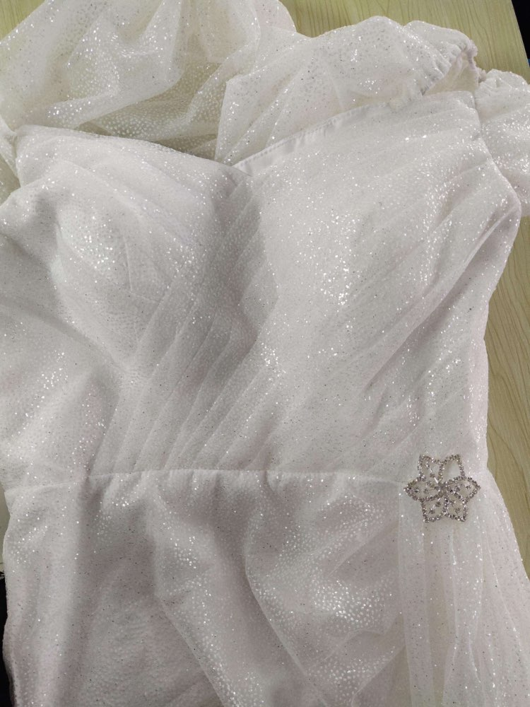 Kurzes Brautkleid mit Puffärmeln, Herzausschnitt, funkelnde moderne Brautjungfernkleider für Party-Outfits, Kleid Y1208