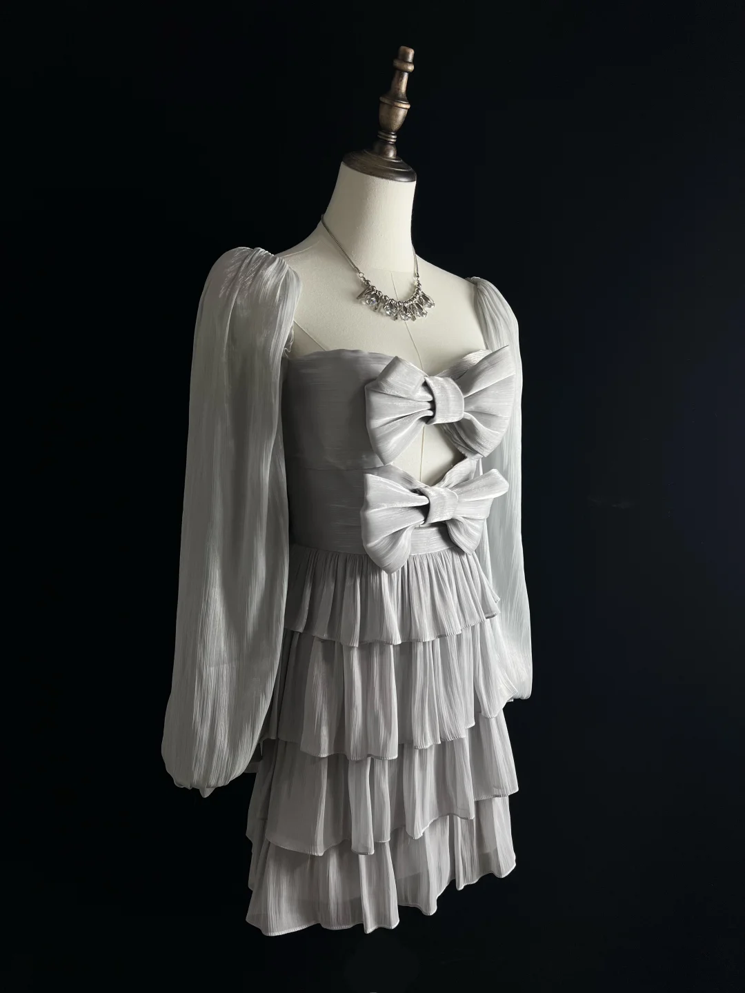 Vestido de fiesta corto en capas con lazo de tul gris plateado, corte A, vestido de regreso a casa Y8651