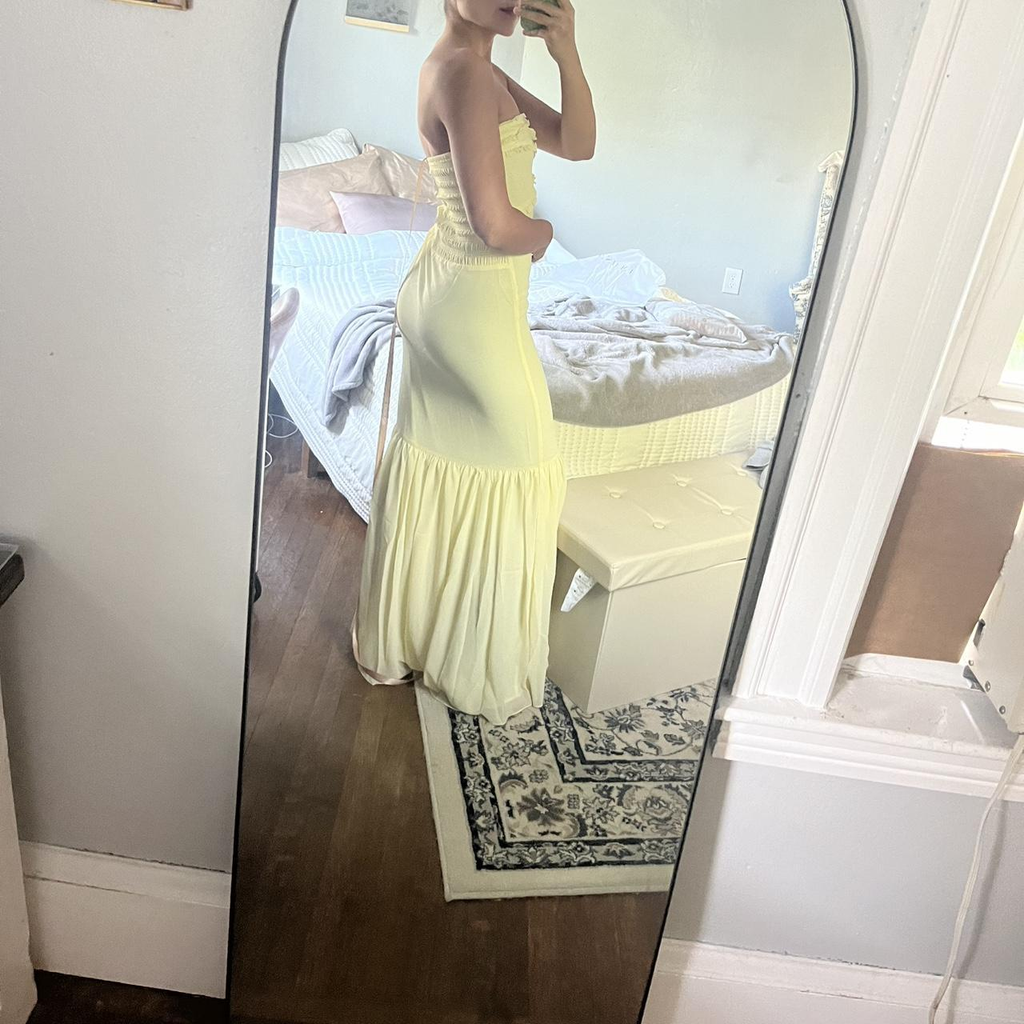 Vestido de noche amarillo de gasa con volantes, corte sirena, sin tirantes, Y7896