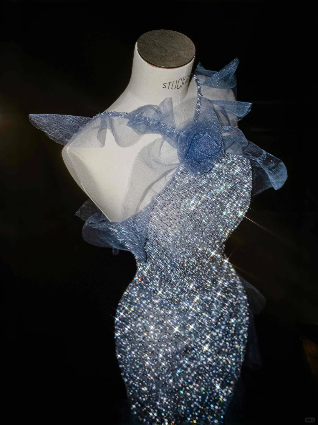 Wunderschönes blaues Tüll-Pailletten-Perlen-Rüschen-Meerjungfrau-Abschlussballkleid, formelles Abendkleid, Hochzeitskleid Y8671