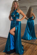 Vestido de fiesta largo azul pavo real con escote halter y corte A con abertura