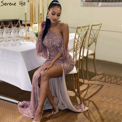 Vestido de noche rosa de lujo con cuentas y cristales, un hombro brillante, vestido formal sexy 2025 LA70258 