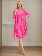 Vestido de madre de la novia de gasa con encaje, escote redondo, ilusión, largo hasta la rodilla, con volantes en cascada y lentejuelas