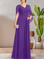 Vestido largo azul marino oscuro con escote en V y corte A para madre de la novia