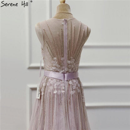 En oferta. Sin devoluciones ni reembolsos. Oferta. Vestido de noche morado de ensueño, cuello redondo, sin mangas, sexy, con flores hechas a mano y diamantes, corte A, vestido formal 2025 LA6122. 