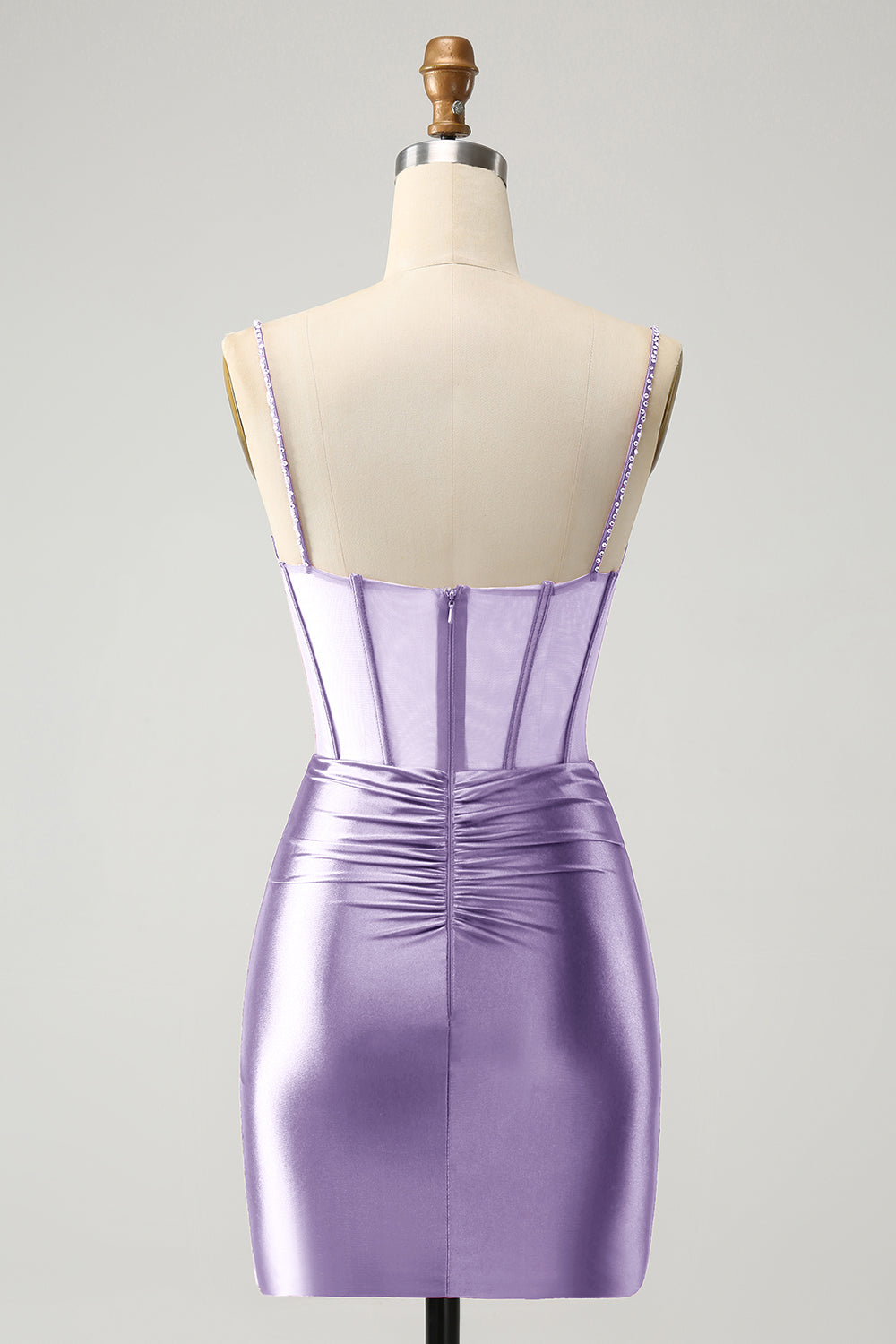 Vestido corto elegante de fiesta con corsé plisado y ajustado en color fucsia con cuentas
