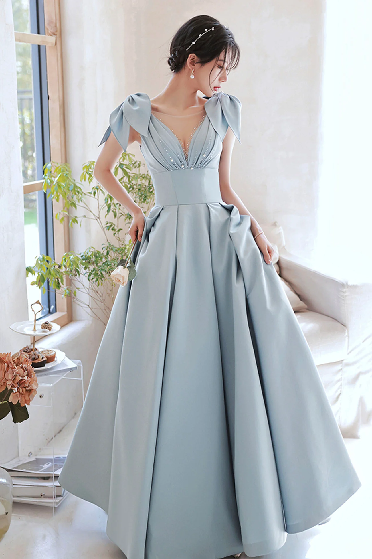 Hermoso vestido de fiesta largo de satén azul, corte A, vestido de noche azul Y4549