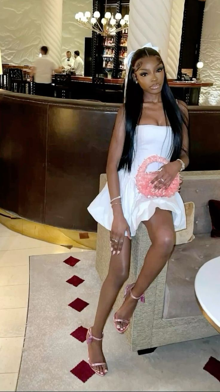 Vestido de fiesta blanco de satén sin tirantes, corte en A, sencillo, Y7964