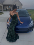 Vestido de fiesta de sirena con lentejuelas y escote palabra de honor verde Y6511