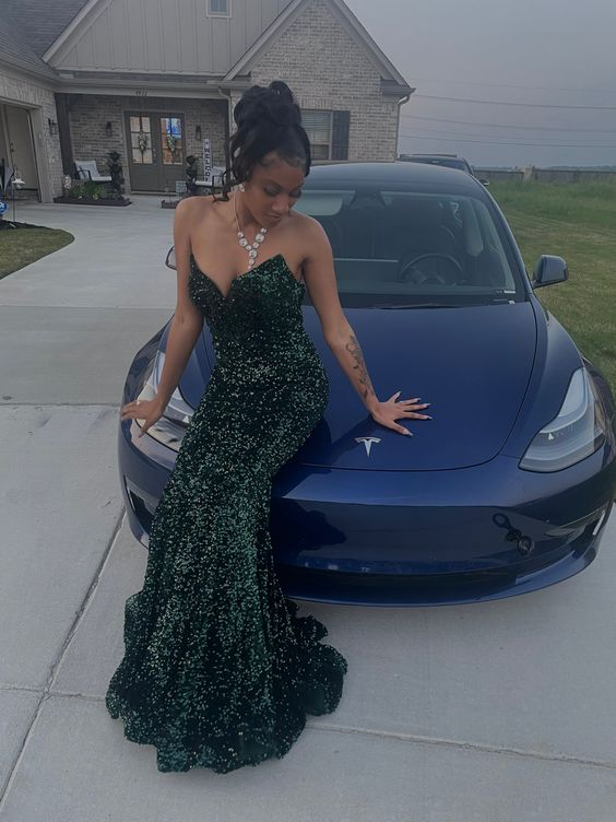 Vestido de fiesta de sirena con lentejuelas y escote palabra de honor verde Y6511