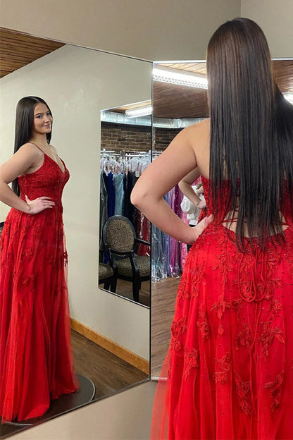 Rotes langes Ballkleid mit tiefem V-Ausschnitt, Blumenapplikationen und Schlitz, PSK485