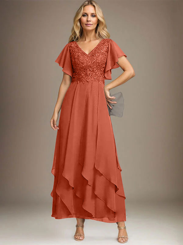 Vestido de gasa con encaje y escote en V hasta los tobillos para madre de la novia con volantes en cascada