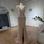 2025 Arabisch Blau Elegante Split Meerjungfrau Perlen Federn Lange Abendkleider Kleider für Formelle Anlässe LA72742 