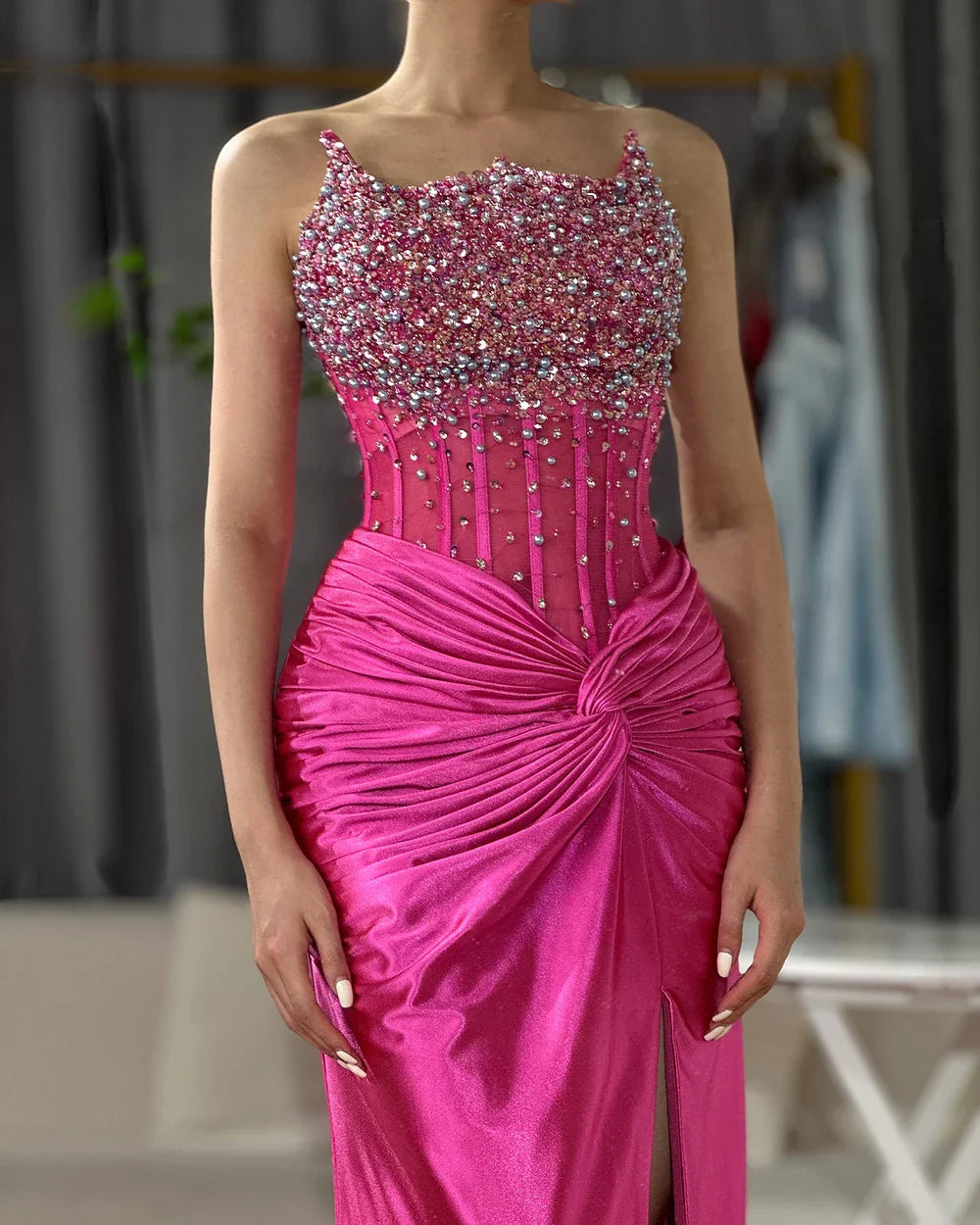 2025 Arabic Fuchsia Strapless Side Split Beaded Mermaid Luxury Dubai Evening Gown for Women's Party LA72671