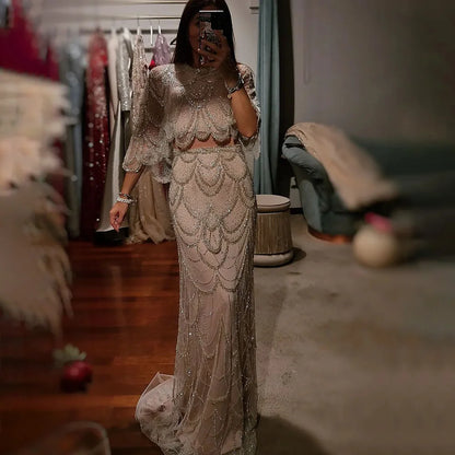 Luxuriöses, perlenbesetztes, zweiteiliges Abendkleid in Nude LA72462