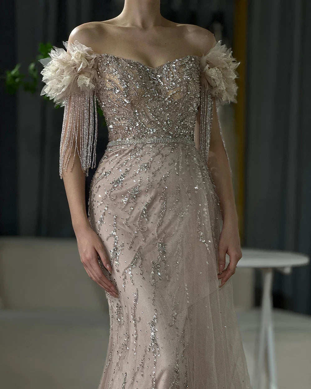 Arabisch Dubai Nude Mermaid Luxus Abendkleider Kleider Boot-ausschnitt Perlen Quaste Für Frauen Hochzeit Party 2025 LA72260 