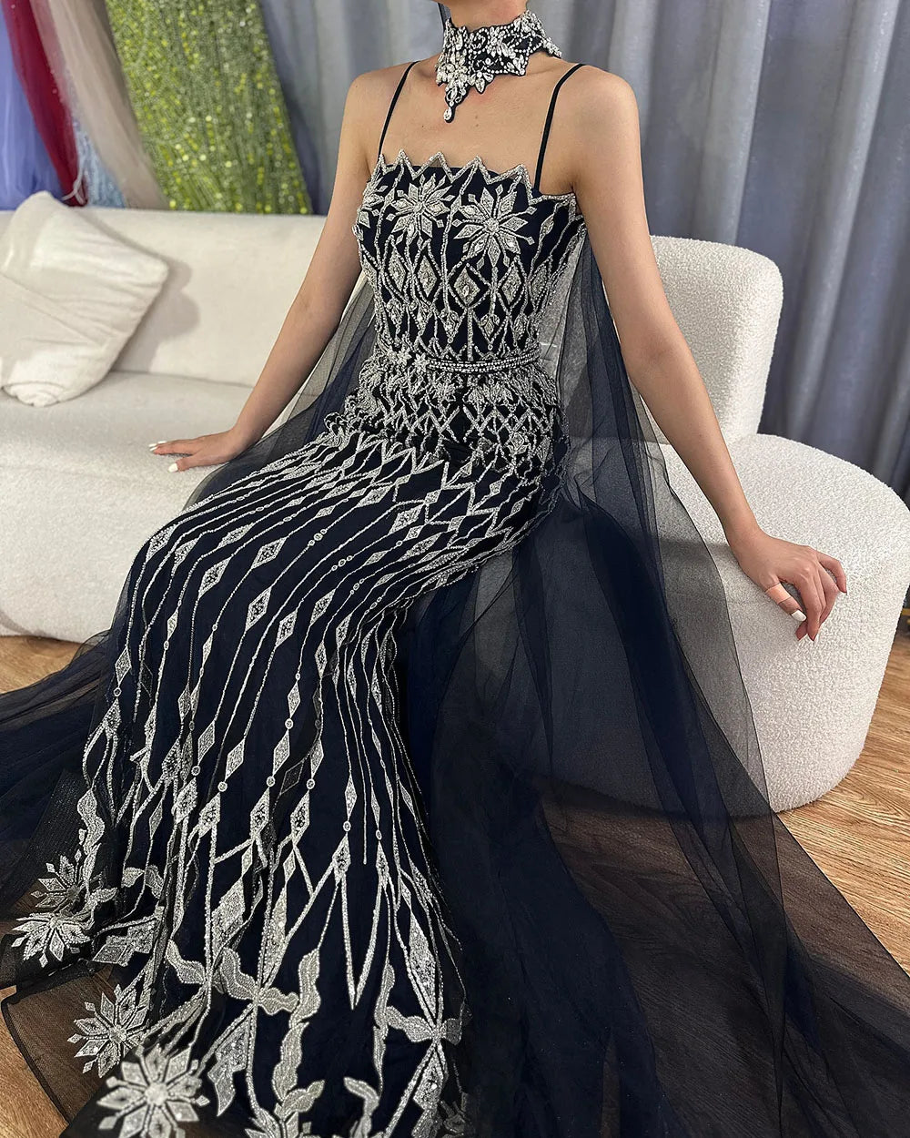 2025 Nude Beaded Spaghetti Strap Design Mermaid Evening Dresses Gowns with Long Cape for Formal Occasion LA72711