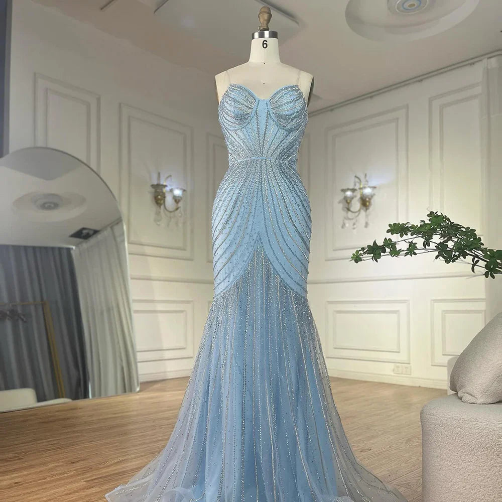 Vestido de noche árabe azul con tirantes finos, cuentas y capa desmontable para ocasiones formales 2025 LA72784 