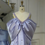 Vestido de noche lila con hombros descubiertos y capa con cuentas para fiesta de boda LA72529