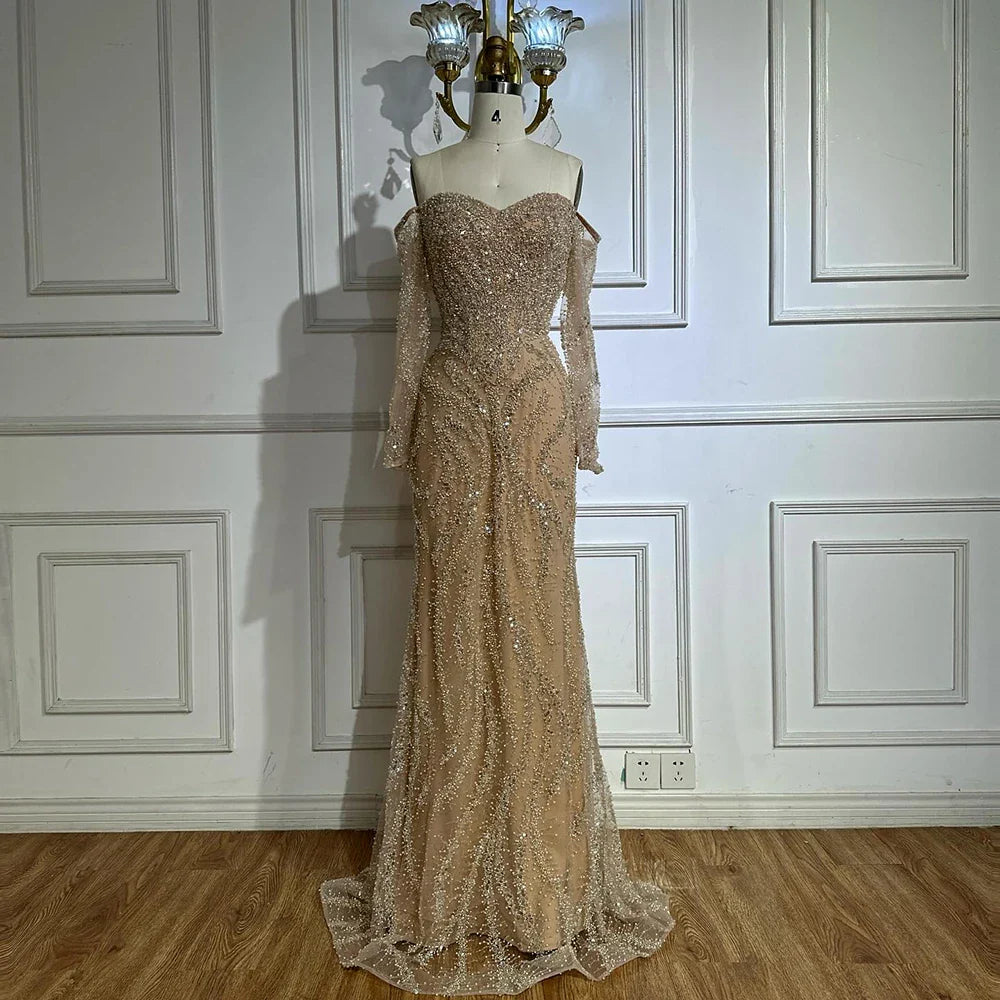 Luxuriöses Abendkleid mit Perlenbesatz, schulterfreien langen Ärmeln und funkelnden Pailletten LA72824A