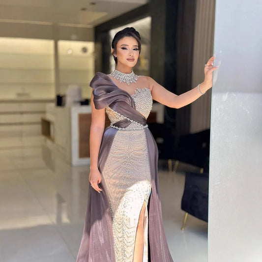 Luxuriöses arabisches Abendkleid mit Perlen und Schlitz LA72769 
