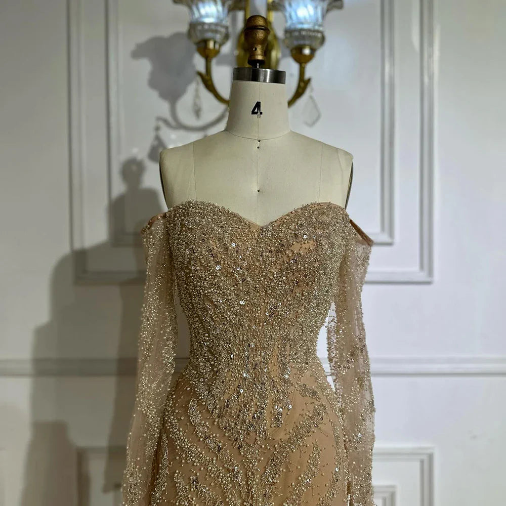 Luxuriöses Abendkleid mit Perlenbesatz, schulterfreien langen Ärmeln und funkelnden Pailletten LA72824A