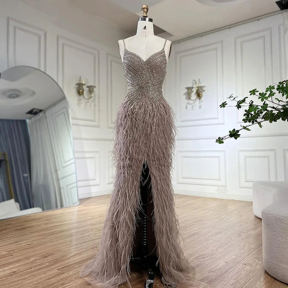 Arabic Black Spaghetti Strap Split Feathers Beaded Mermaid Evening Dresses Gownsfor Women Wedding Party 2025 LA70623