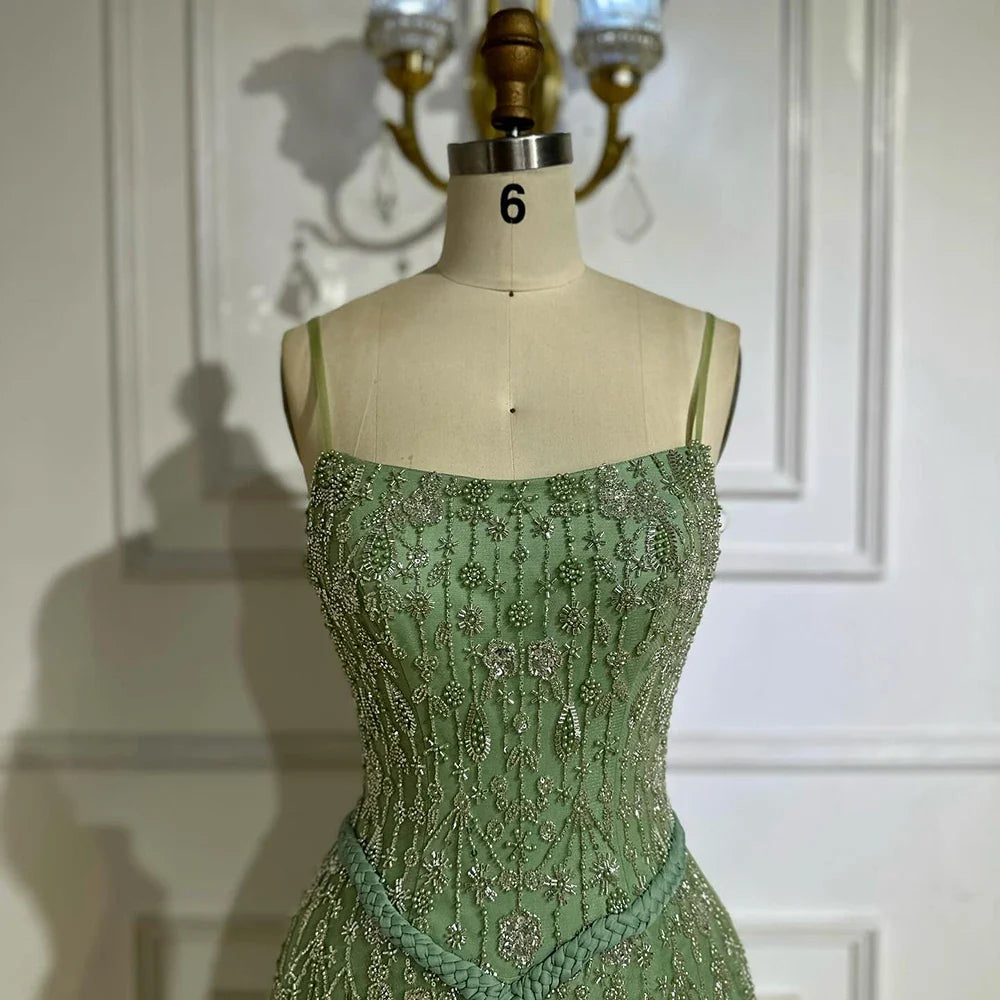 Salbeigrünes A-Linien-Abendkleid mit Spaghettiträgern und Perlenbesatz LA72805 