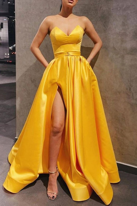 Trägerloses, herzförmiger Ausschnitt, langes gelbes Satin-Ballkleid, langes, gelbes, formelles Abschluss-Abendkleid mit Schlitz S20761