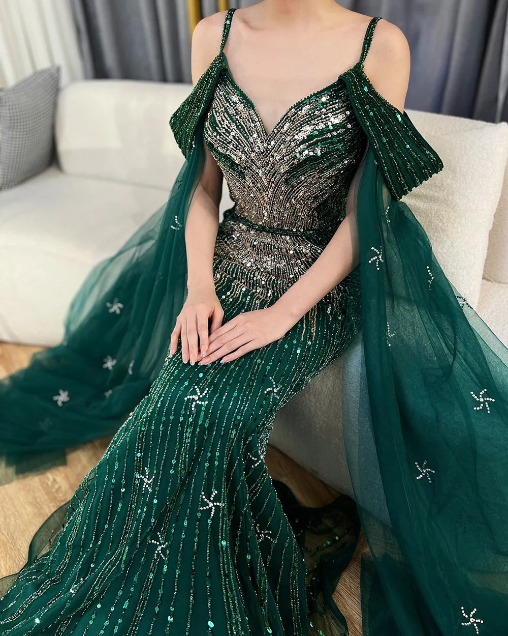 2025 Spaghetti Strap Blue Mermaid Beaded Luxury Evening Dress with Cape Sleeves for Formal Occasion Saudi LA72707