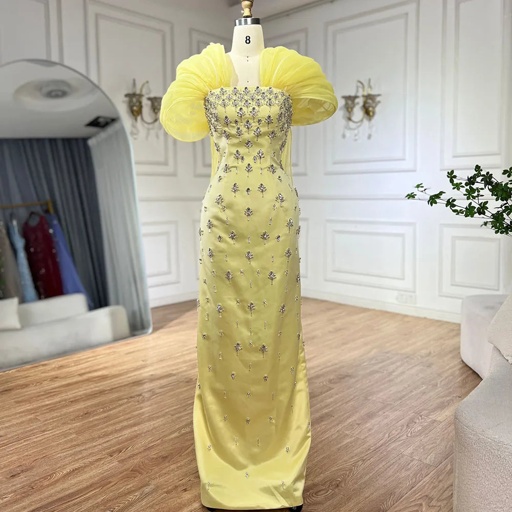 Luxuriöses gelbes Abendkleid mit Perlen und Cape LA72756