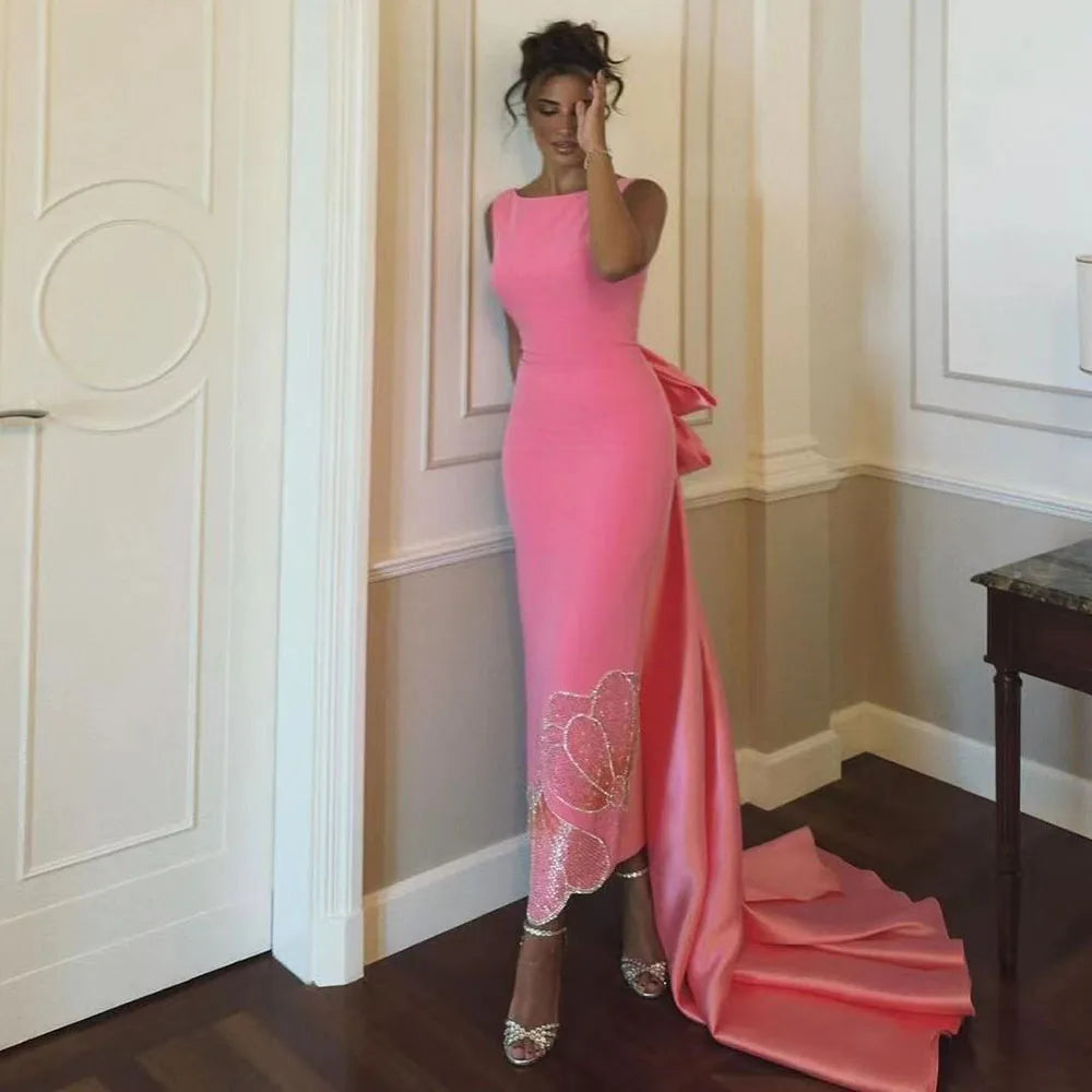 Elegante vestido de noche rosa coral con cuentas y mariposas LA72497