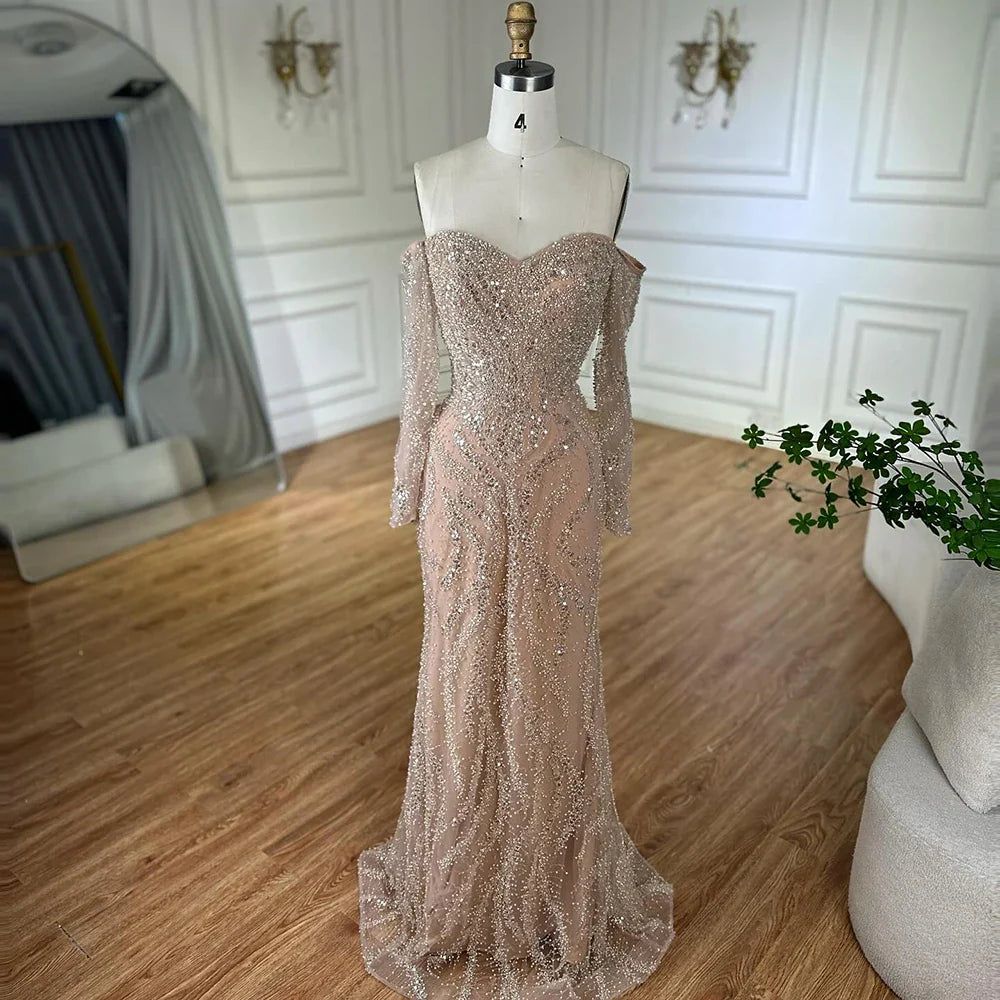Luxuriöses Abendkleid mit Perlenbesatz, schulterfreien langen Ärmeln und funkelnden Pailletten LA72824A