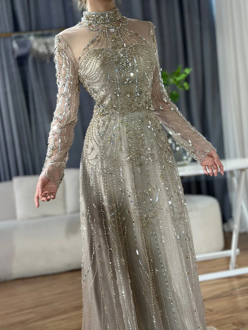 2025 Arabic A-Line Blue Lace Beaded Luxury Evening Gowns for Women's Party Dubai LA72704