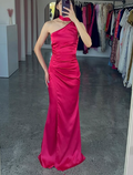 Elegantes One-Shoulder Hot Pink Satin Etuikleid Ballkleid Langes Abendkleid Y8419