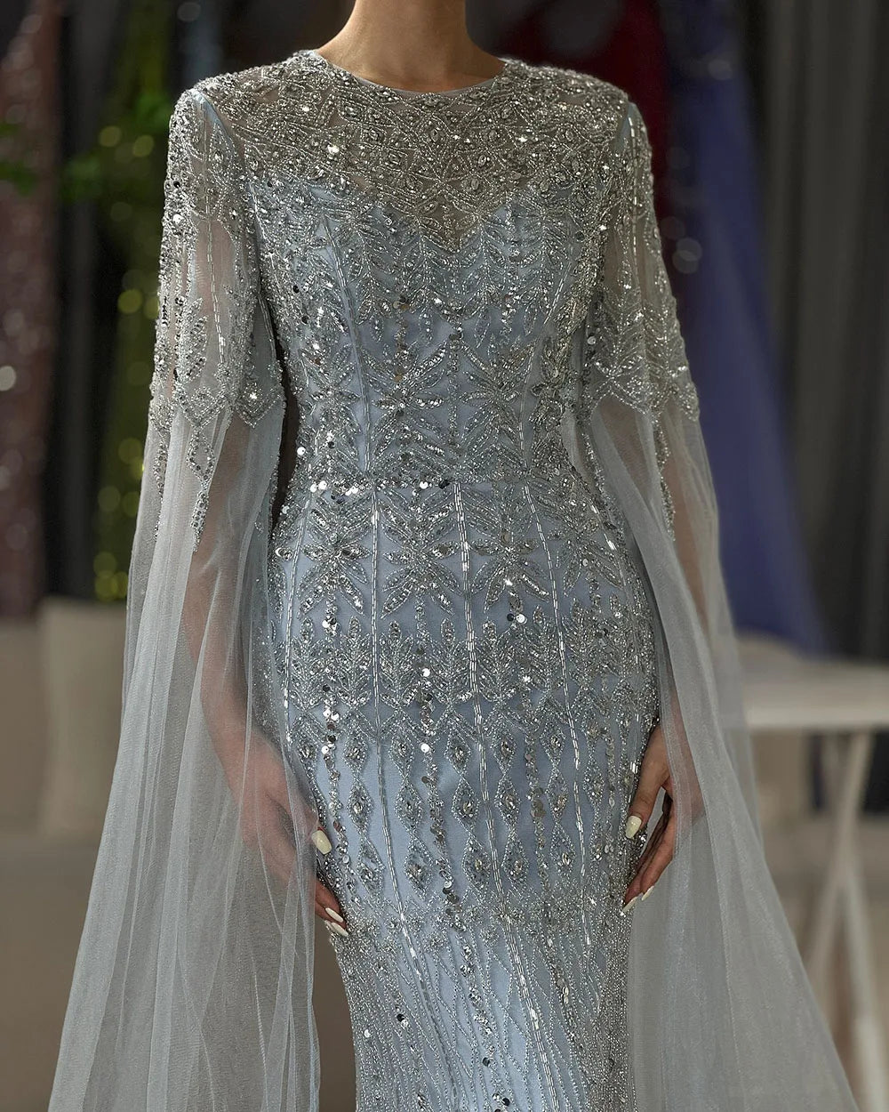 Vestido de noche elegante de sirena color caramelo de Arabia Saudita, con mangas estilo capa y cuentas de lujo para ocasiones formales, LA72775 