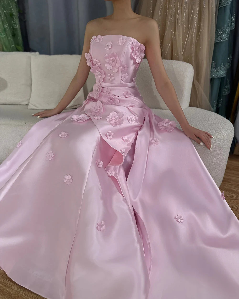 Vestido de noche estilo sirena con flores 3D rosas y sobrefalda desmontable LA72740