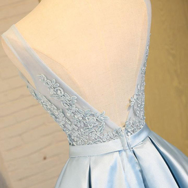 Vestidos de fiesta de bienvenida azules de corte A, princesa, escote en V, espalda descubierta y apliques