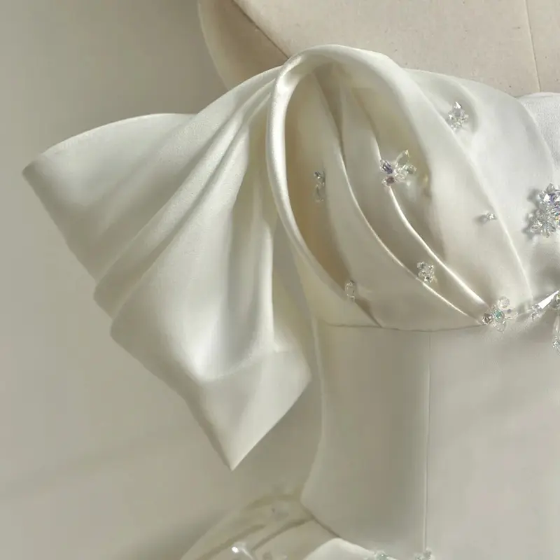 Heavy Industry Luxus Satin Tail Brautkleid Y6858