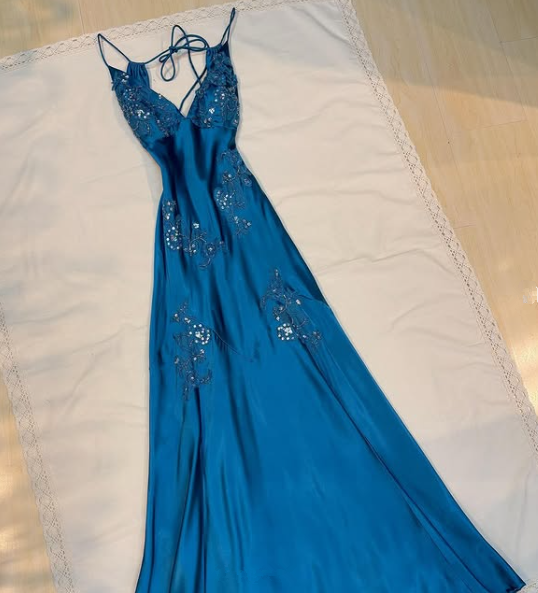 Charmantes Hot Pink Langes Abendkleid Perlenbesetztes Ballkleid Partykleid Y7526