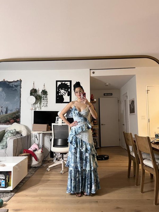 Hermoso vestido de noche azul sin mangas con escote en V, encaje y volantes, vestido formal de fiesta Y8460