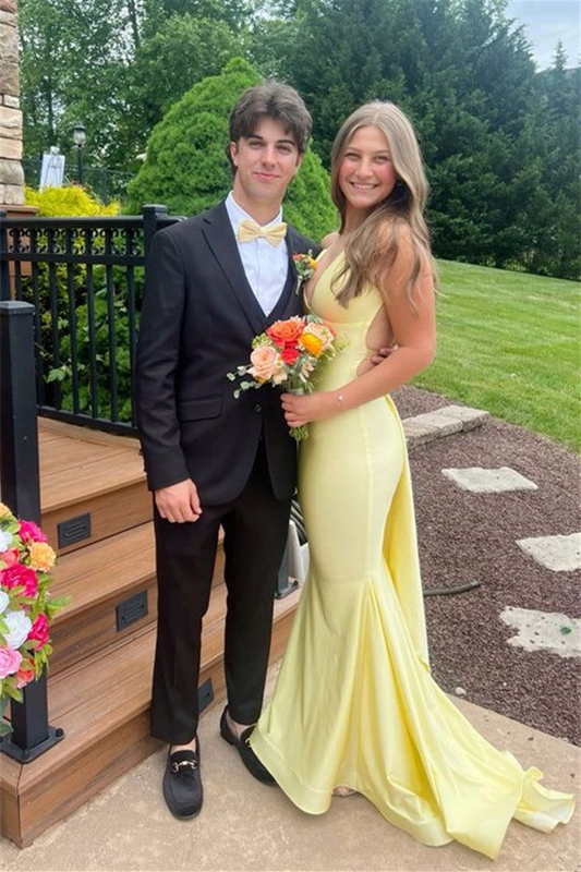 Sexy V-Ausschnitt Gelb Offener Rücken Meerjungfrau Langes Abschlussball-Abendkleid Y7974