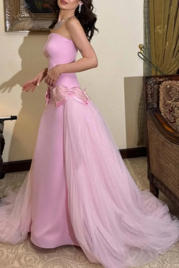 Süßes rosa trägerloses langes Ballkleid mit Schleife, Tüll-Satin-Abendkleid Y8053